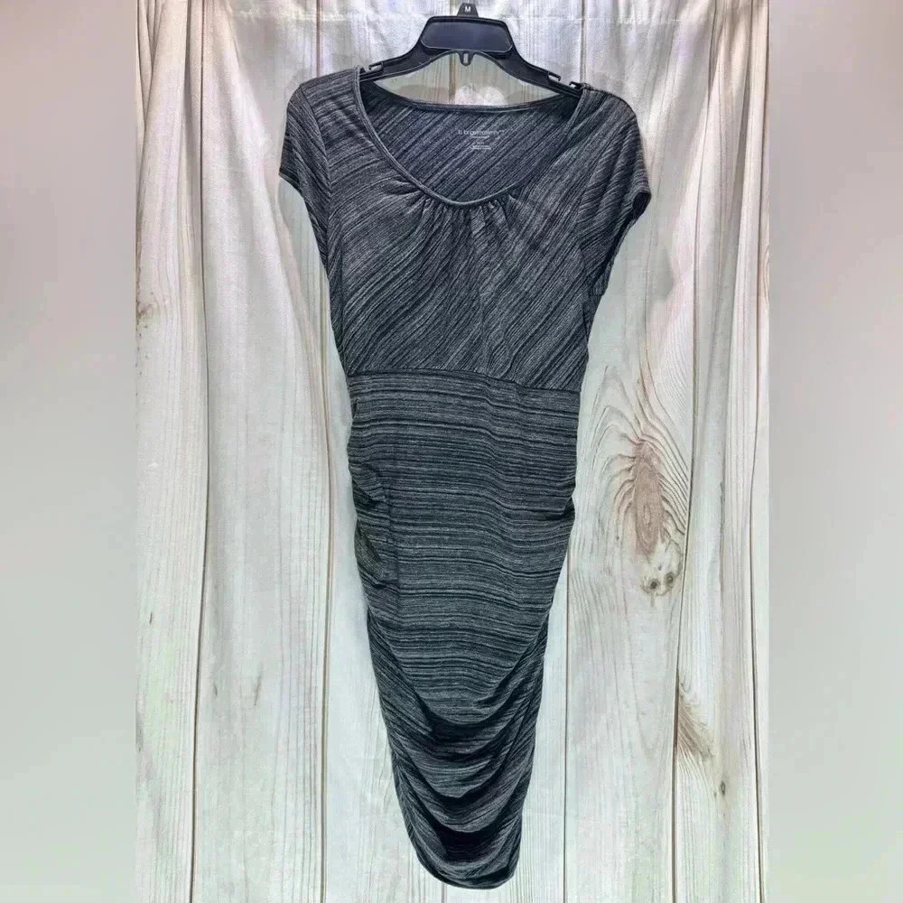 Liz Lange Maternity Bodycon Dress Gray Stripe‎ Ruched Size Medium